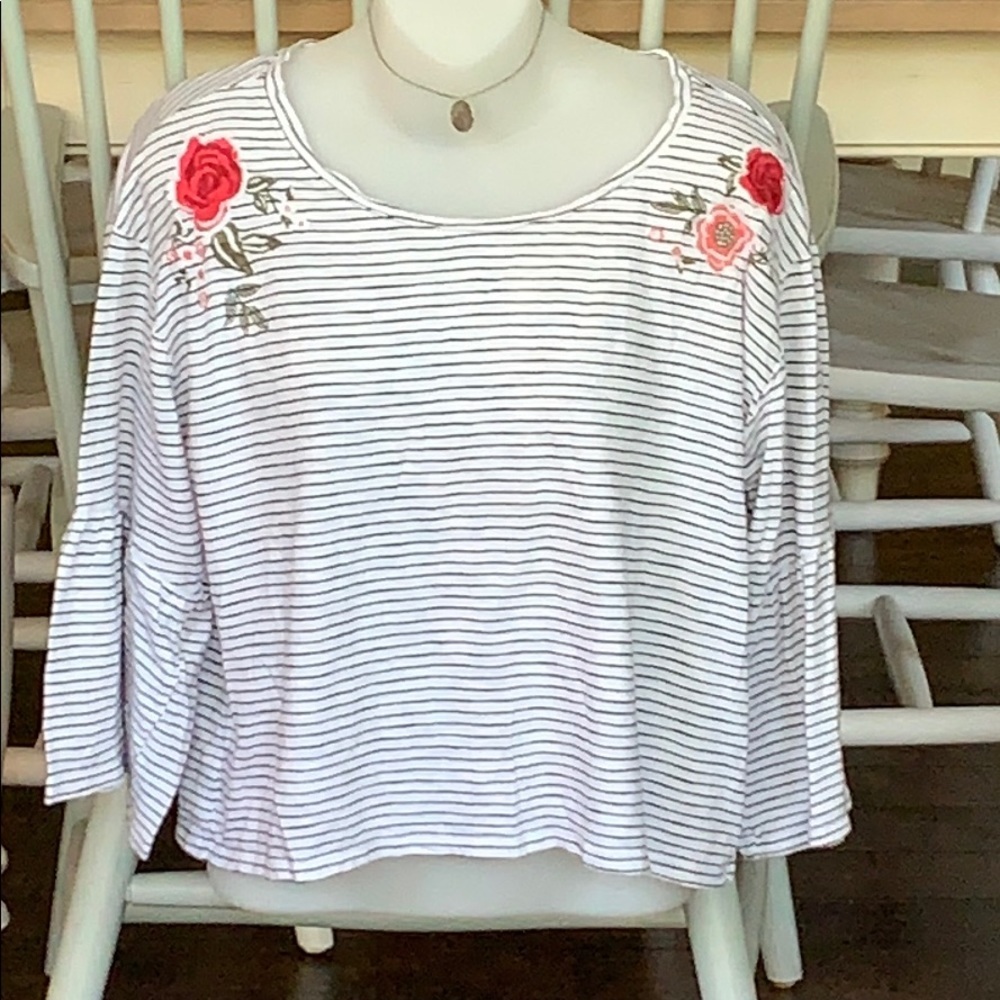 {Hollister} Top‎